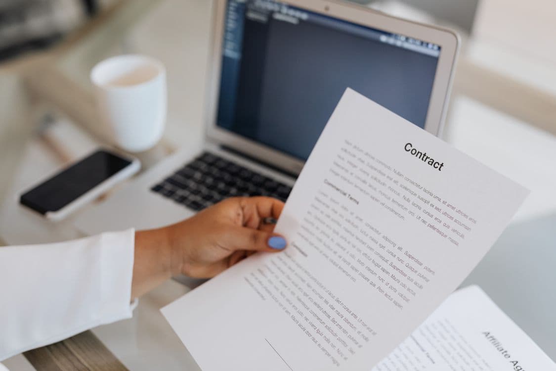 Vendor Dispute Resolution: What to Check Before You Sign