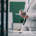 Contract KPI Checklist for Finance Managers 2026