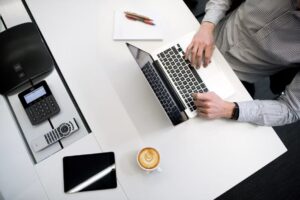 Hotel Contract Repositories: Tools and Tradeoffs